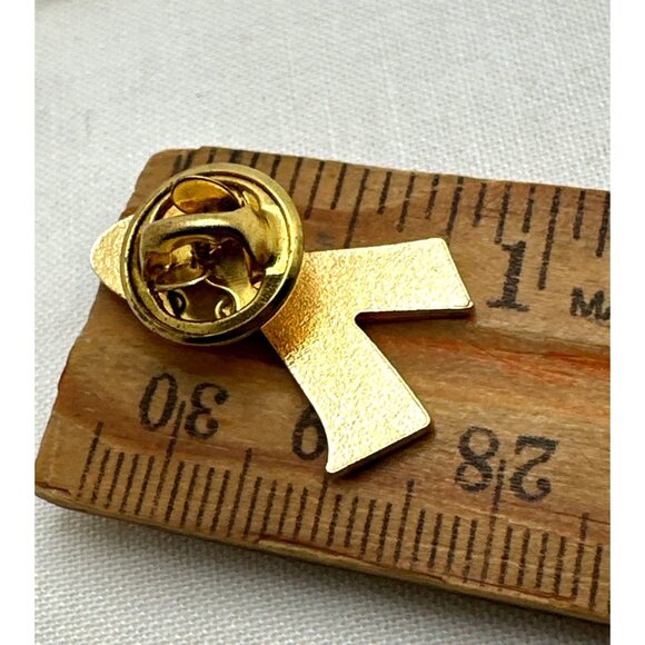 Pink Ribbon Awareness Lapel Pin Breast Cancer Support Symbol 1" - Picture 4 of 4